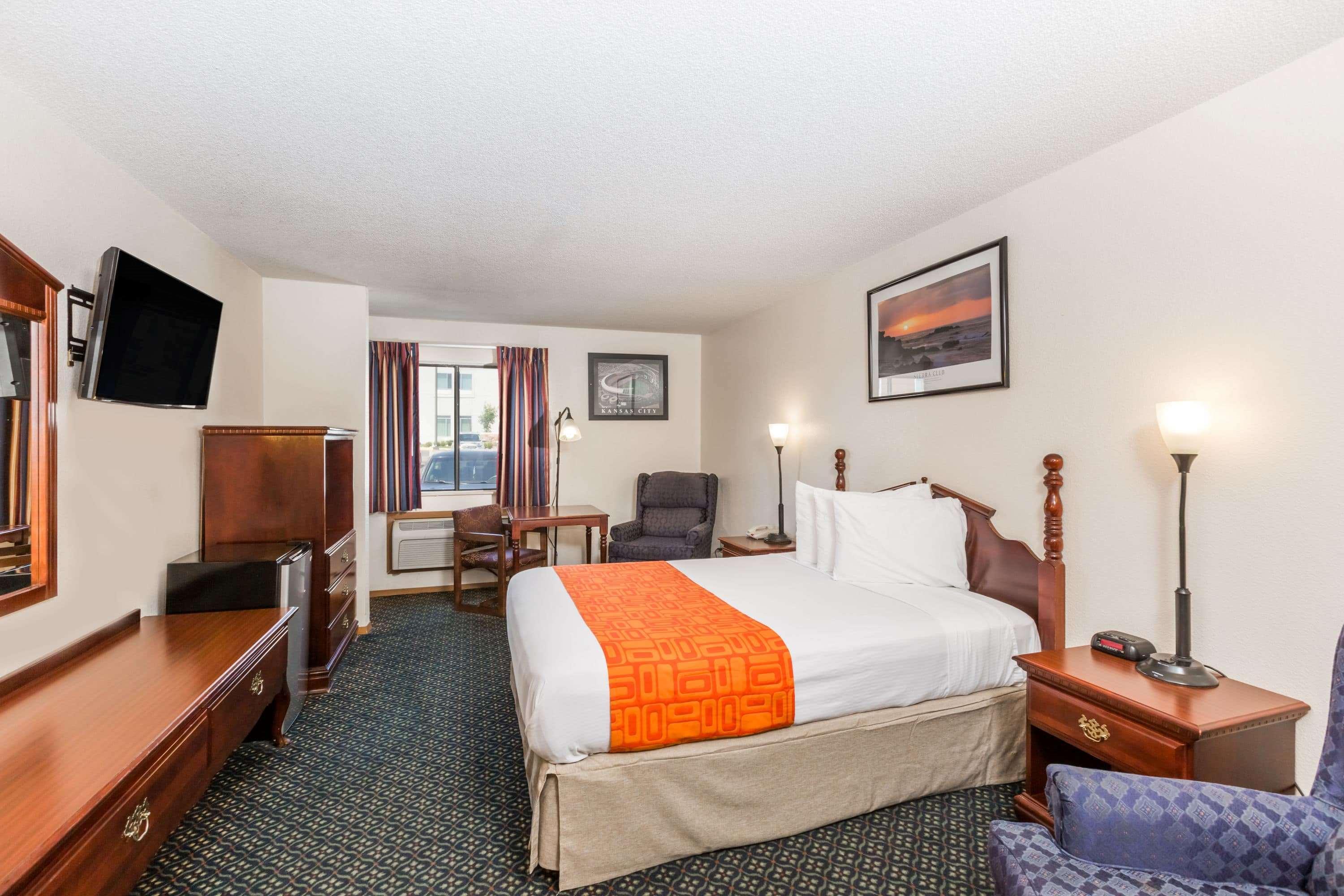 Howard Johnson By Wyndham Wichita Airport Екстер'єр фото